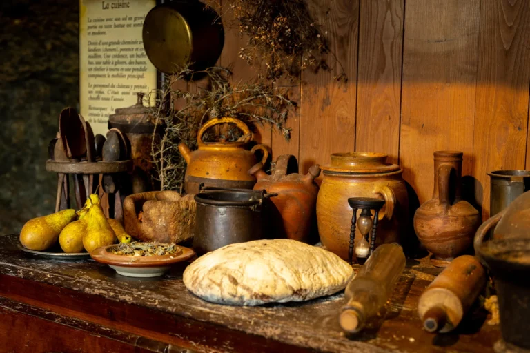 La gastronomie périgourdine : produits, saveurs et traditions Une invitation à table au cœur du Périgord Noir 18202 maison forte de reignac © guillaume saramito